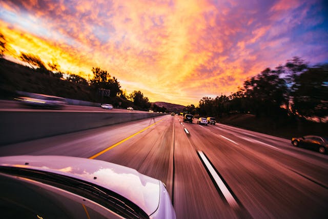 Kent, WA – Wrong-Way Collision on Highway 167 Leaves One Seriously Injured