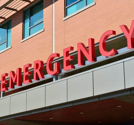 Fireworks Explosion in Mashpee, MA — Two Hurt at Country Club (July 2, 2025)